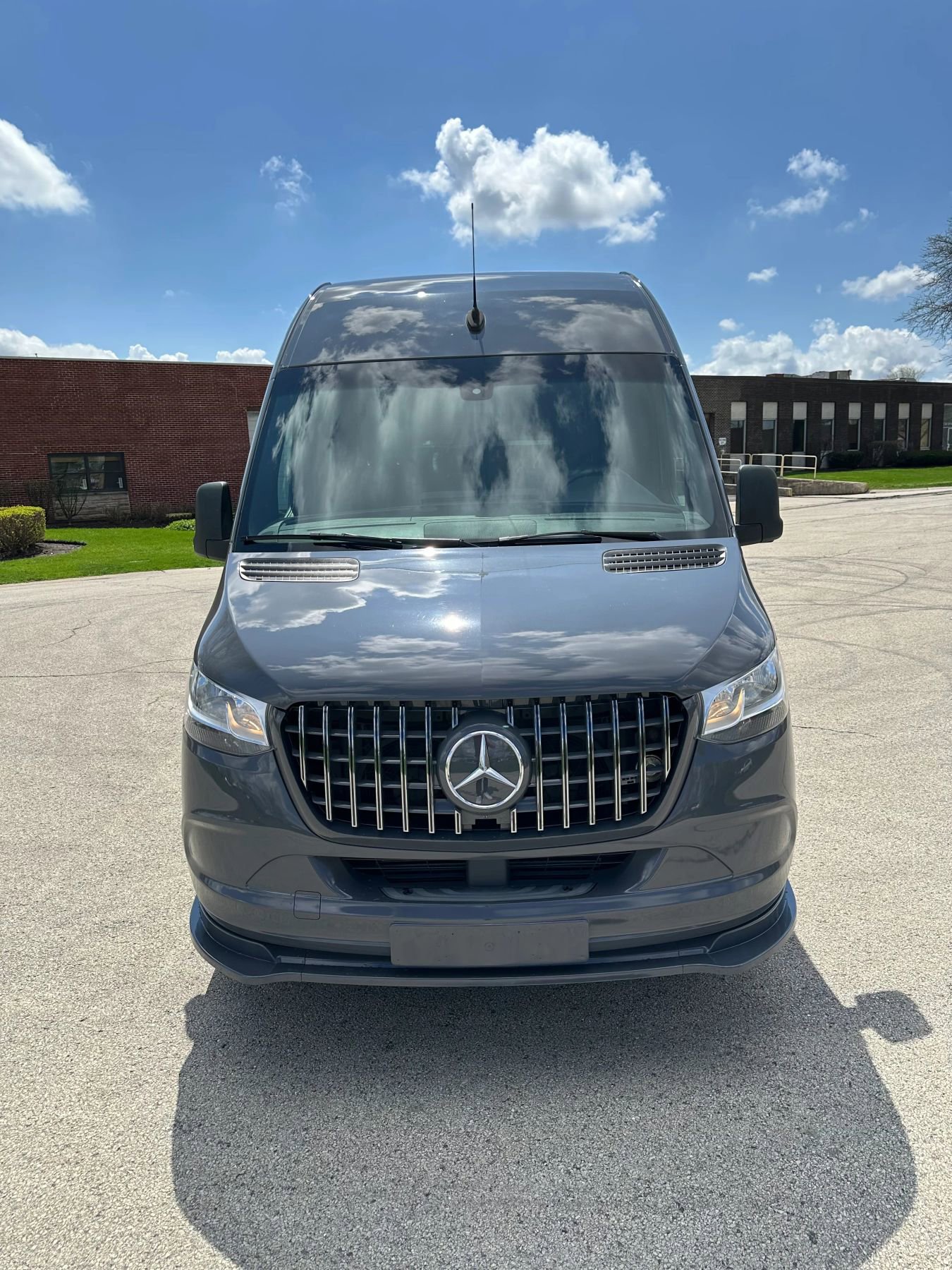Used 2022 Mercedes-Benz Sprinter 2500 image 3