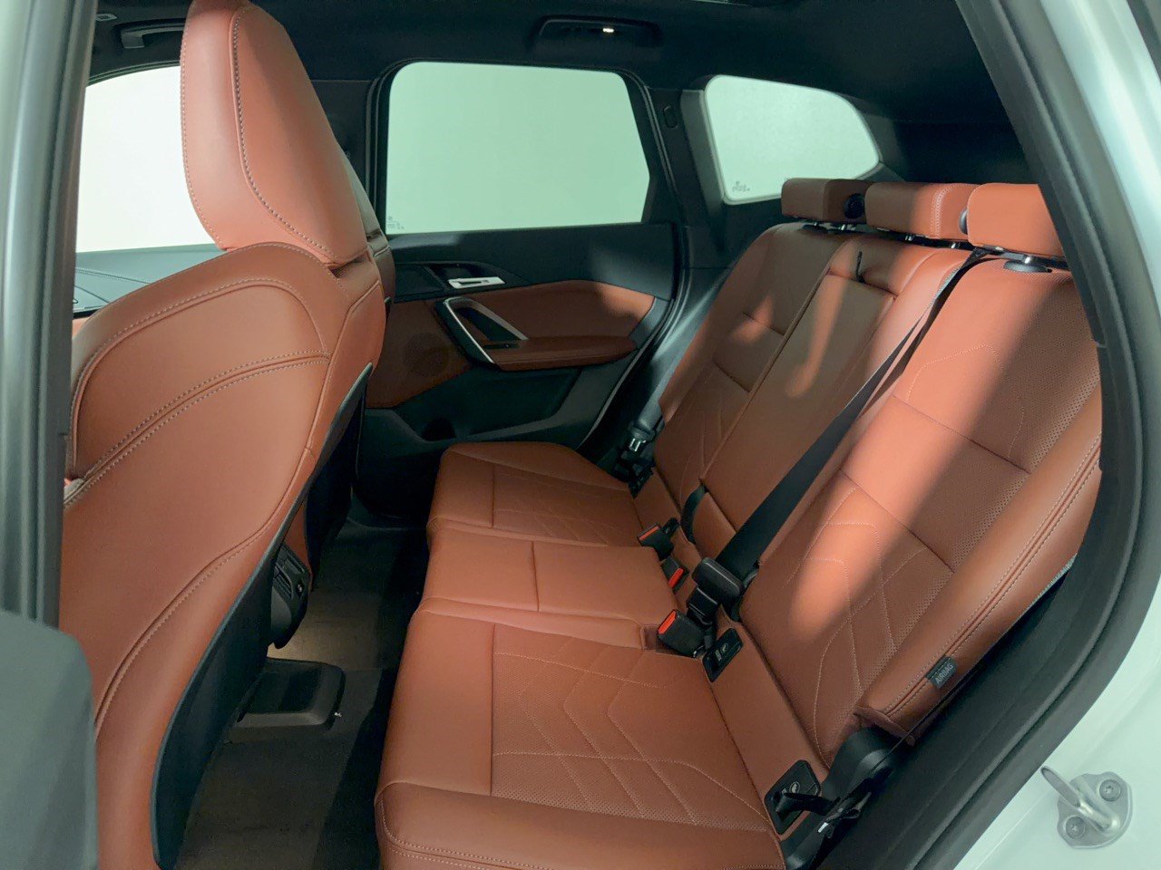 New 2027 BMW X1 xDrive28i AWD/4WD image 25