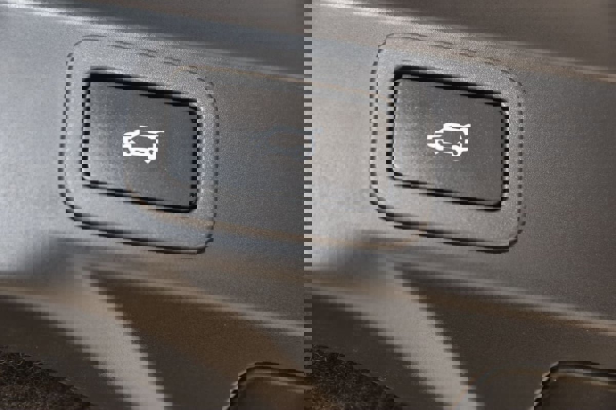 Used 2021 Land Rover Range Rover Sport HSE Silver Edition image 54