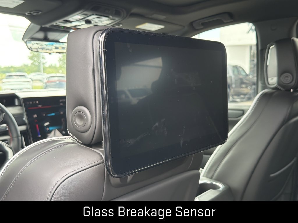 New 2026 GMC Yukon AT4 Ultimate w/ LPO, Floor Liner Package AWD/4WD image 14