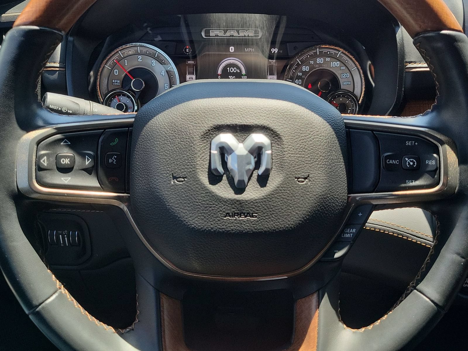 Used 2021 RAM 1500 Limited AWD/4WD image 11