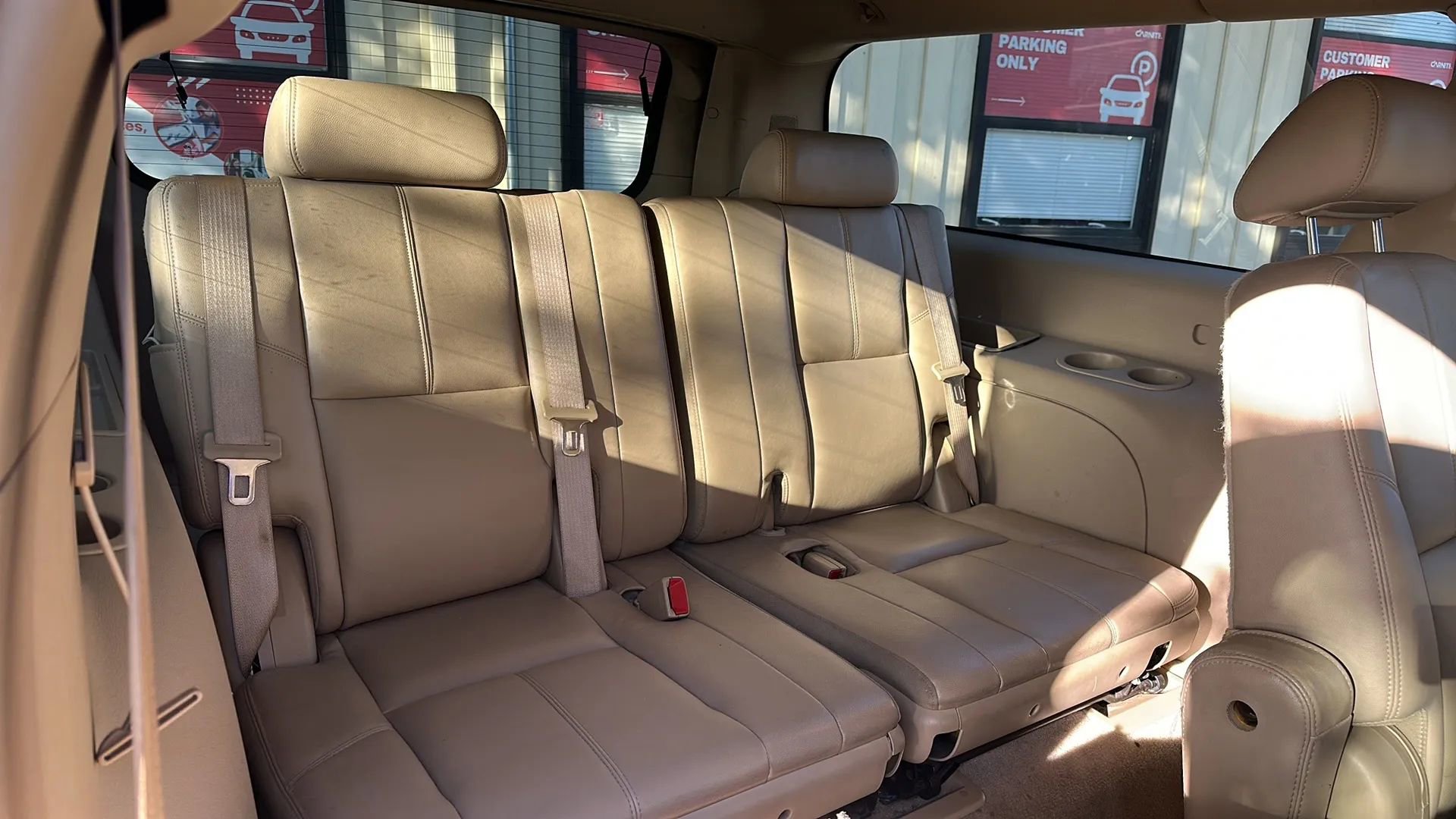 Used 2008 GMC Yukon XL SLT w/ SLT Preferred Equipment Group image 24