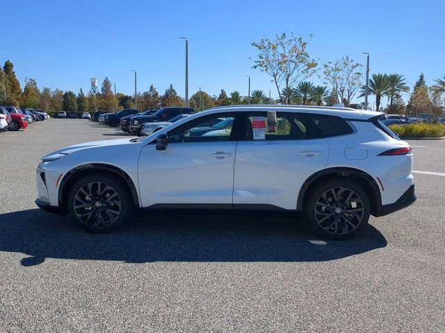 New 2026 Toyota Crown Signia image 7