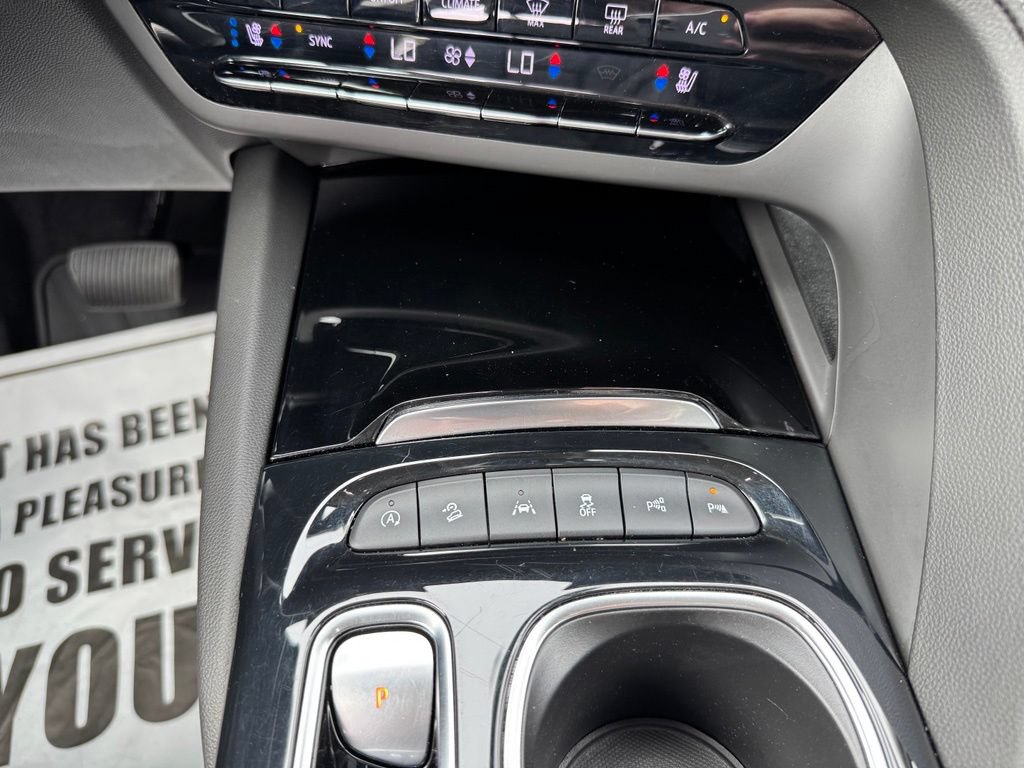 Certified 2023 Buick Envision Avenir AWD/4WD image 26