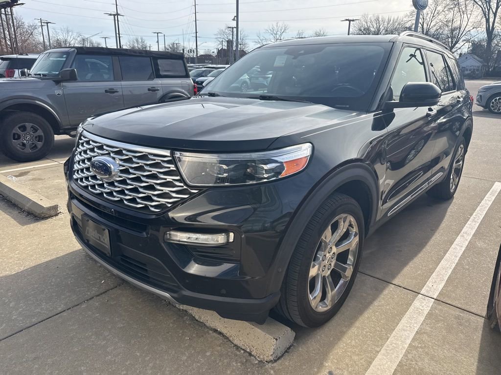 Used 2020 Ford Explorer Platinum w/ Premium Technology Package image 5