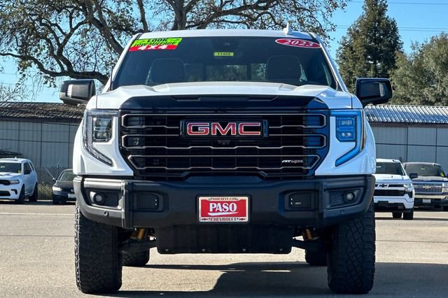 Used 2023 GMC Sierra 1500 AT4X image 12
