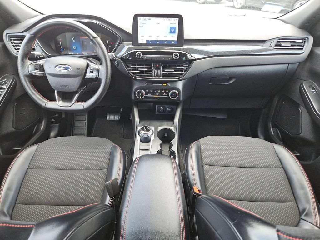 Used 2025 Ford Escape ST-Line AWD/4WD image 19