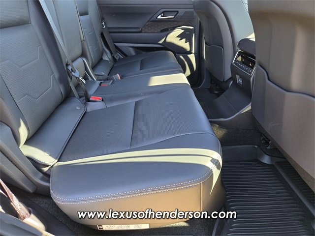 Used 2026 Lexus GX 550 w/ Accessory Package (2T) image 16