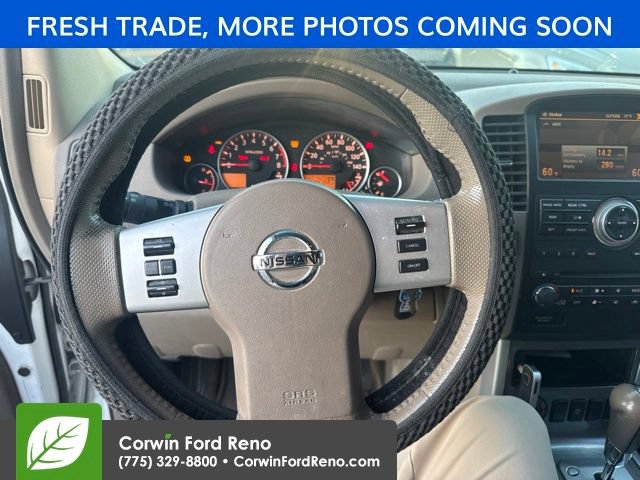 Used 2011 Nissan Pathfinder SV AWD/4WD image 8