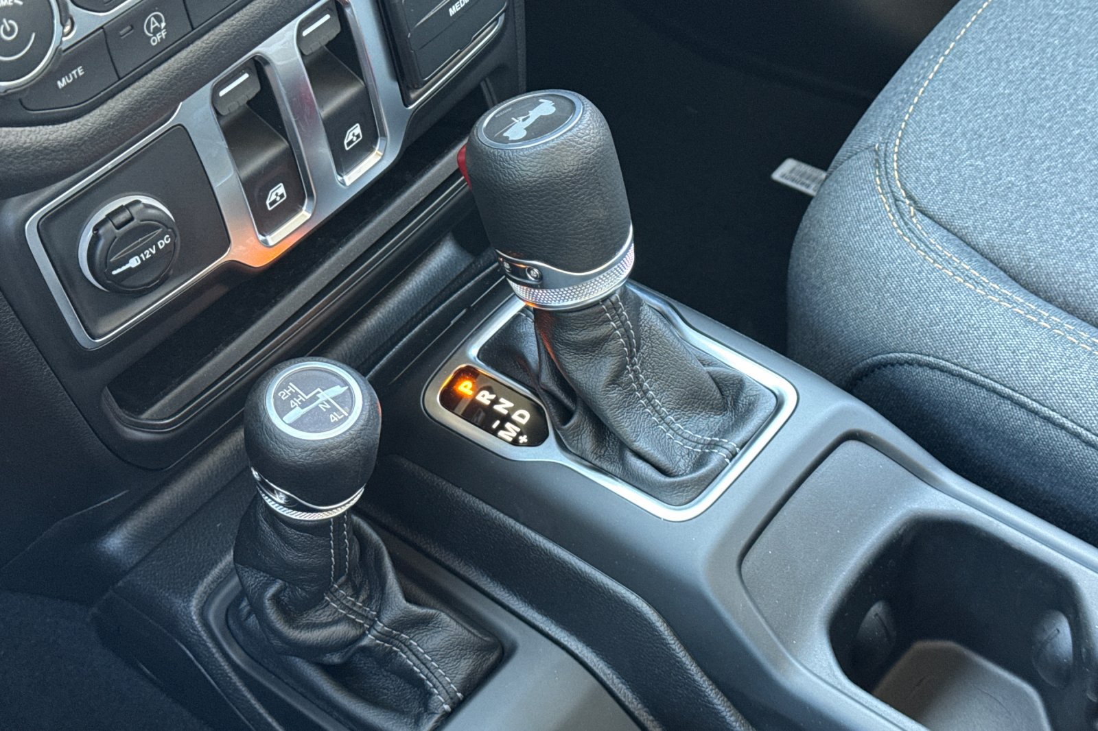 New 2026 Jeep Wrangler Sport AWD/4WD image 20