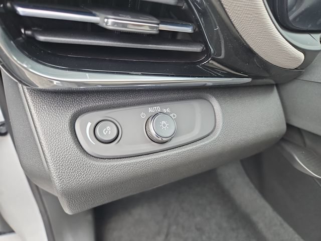 New 2026 Buick Envista Sport Touring FWD image 18