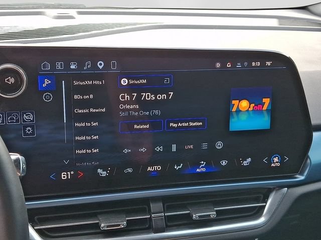 Used 2024 Chevrolet Equinox EV LT FWD image 17