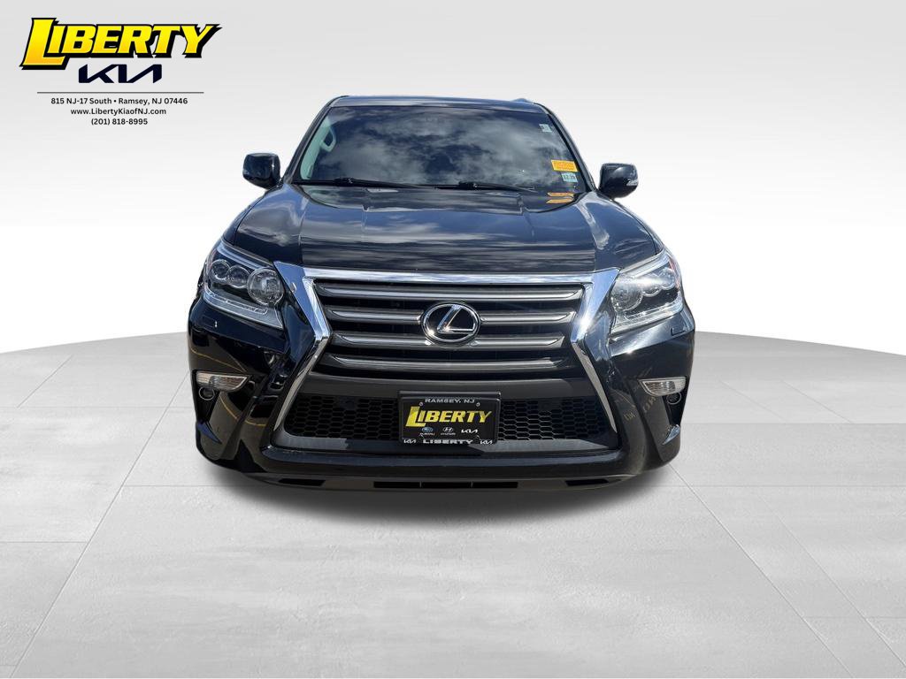 Used 2019 Lexus GX 460 Premium AWD/4WD image 2
