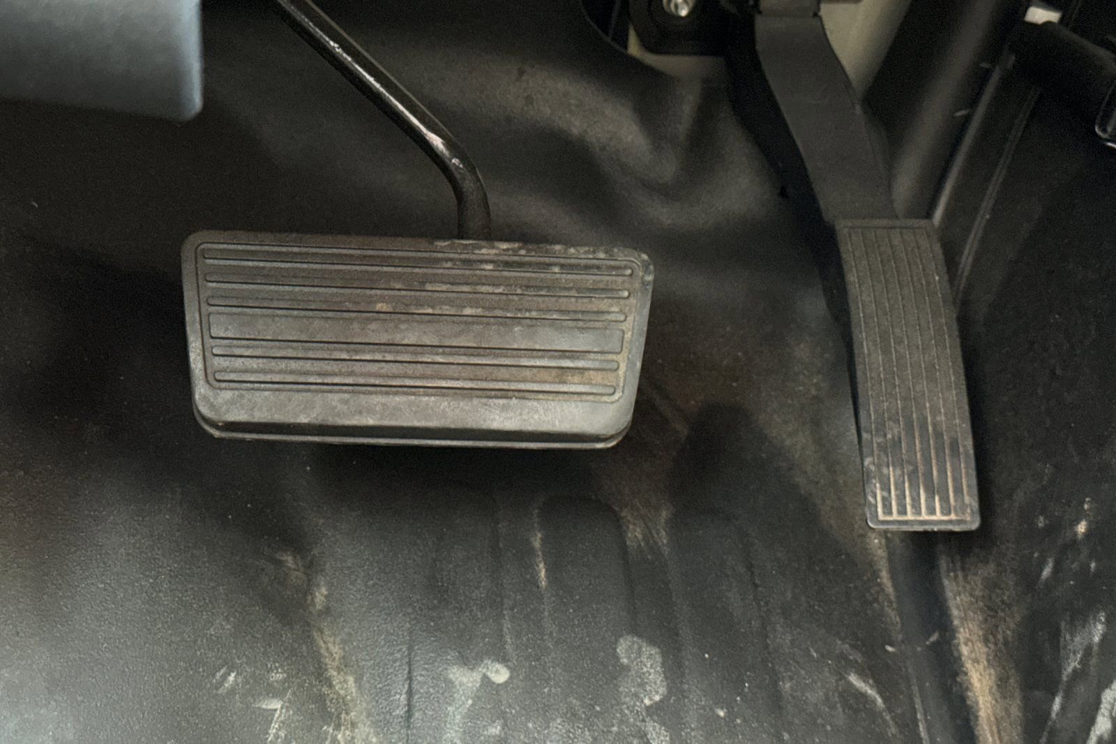 Used 2023 Chevrolet Express 2500 Extended w/ Driver Convenience Package image 41