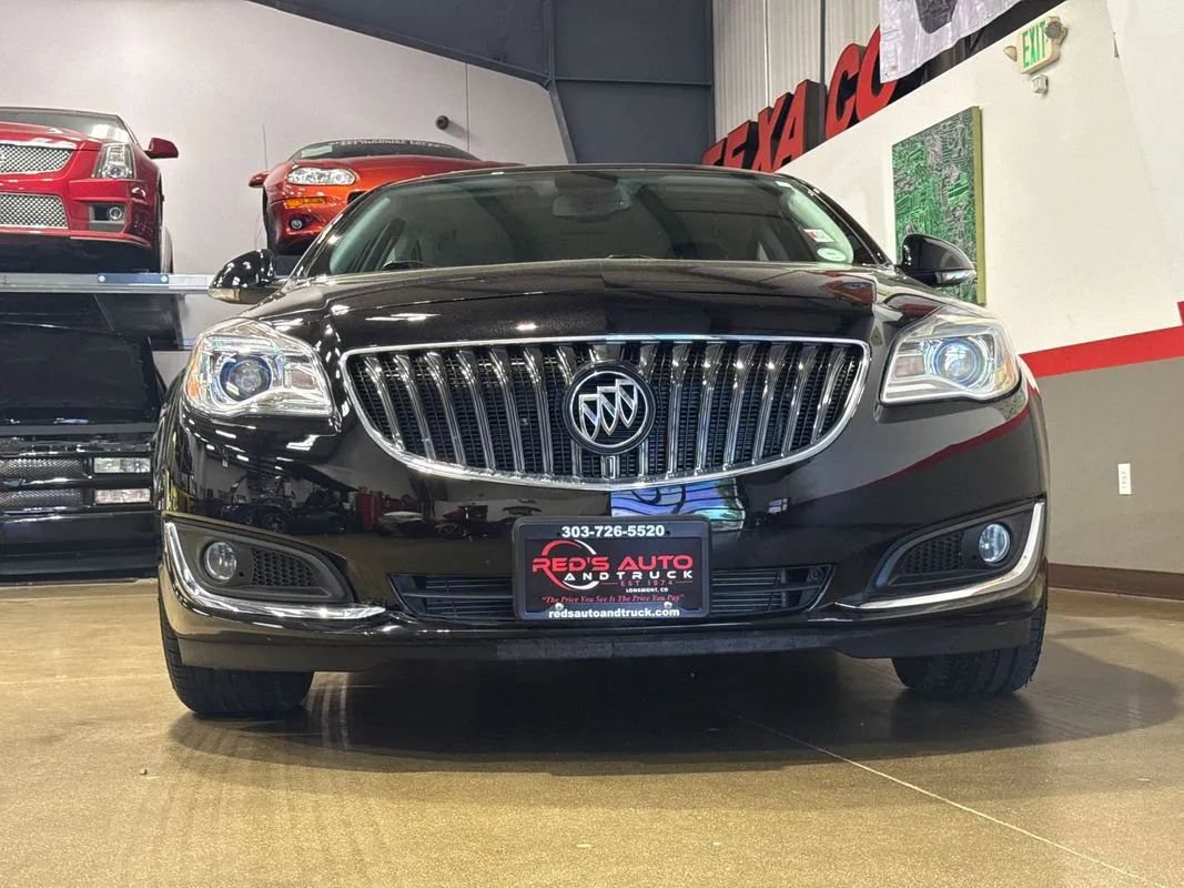 Used 2017 Buick Regal Sport Touring FWD image 55