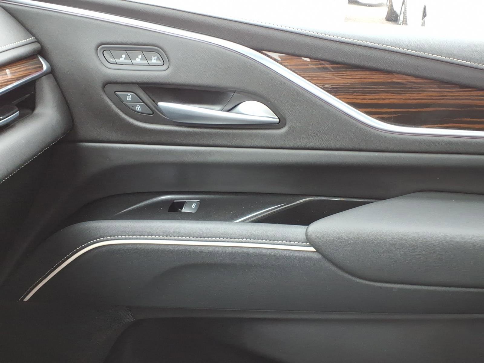 Certified 2023 Cadillac Escalade Premium Luxury w/ Performance Package image 20