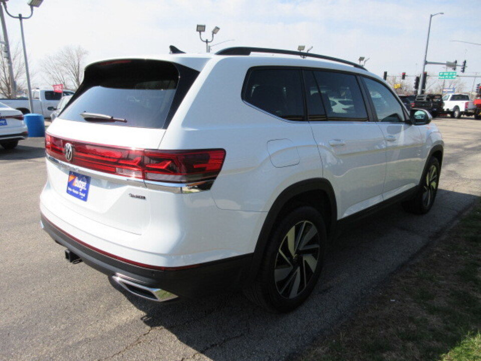 Used 2025 Volkswagen Atlas SE image 5