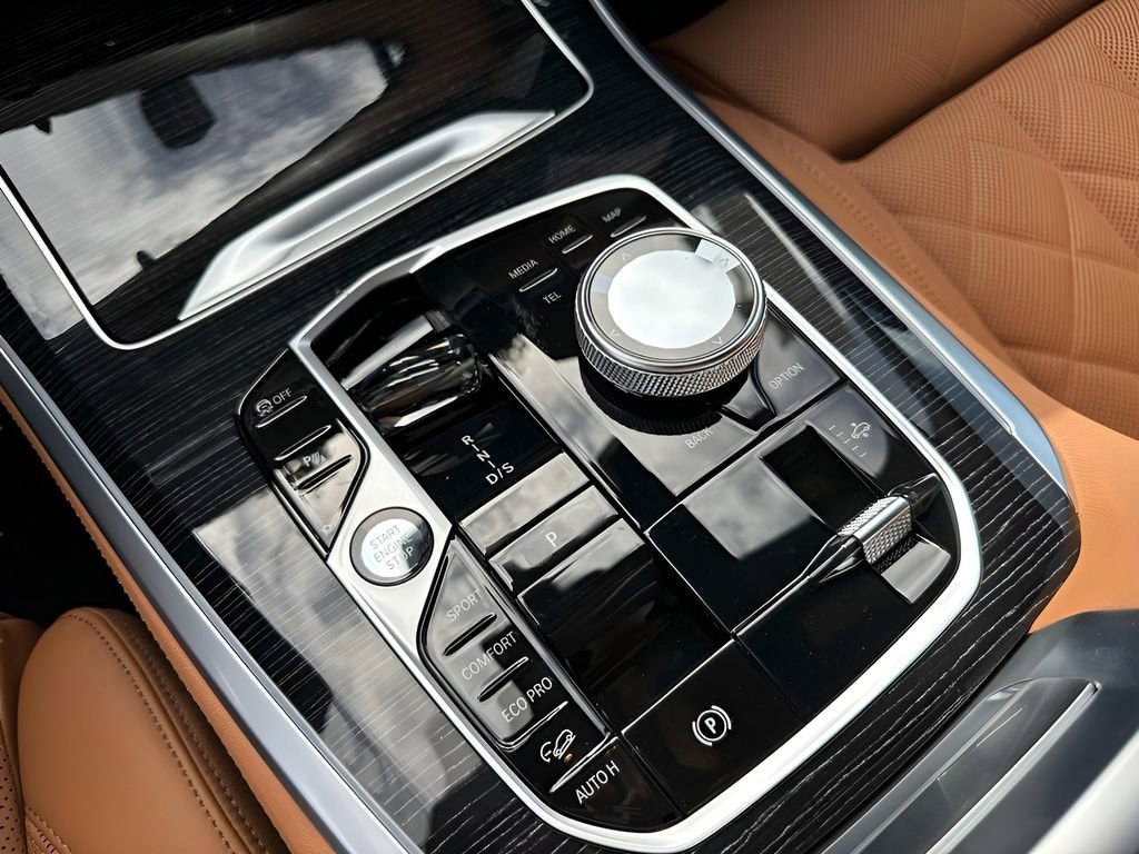 New 2026 BMW X5 xDrive40i w/ Executive Package AWD/4WD image 18