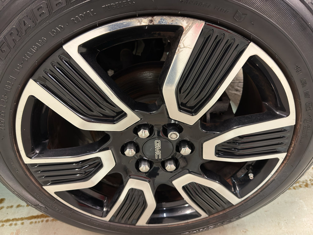 Used 2019 GMC Acadia SLT w/ Black Edition AWD/4WD image 36