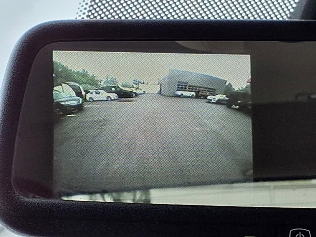 Used 2010 GMC Sierra 3500 SLT w/ SLT Convenience Package AWD/4WD image 19