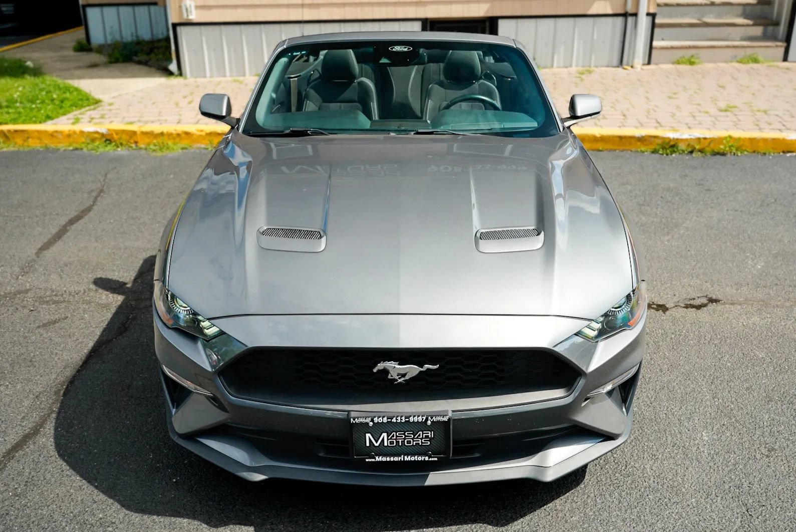Used 2021 Ford Mustang Convertible RWD image 2