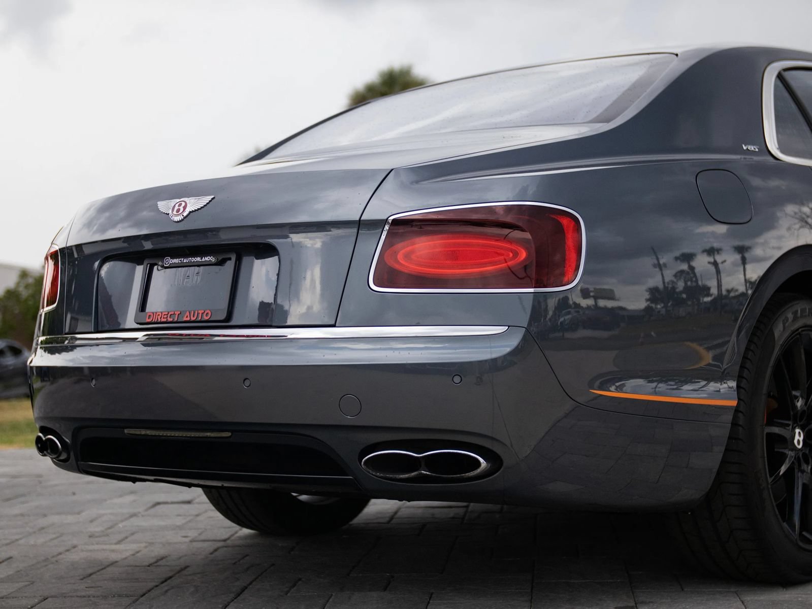 Used 2018 Bentley Flying Spur S V8 AWD/4WD image 19