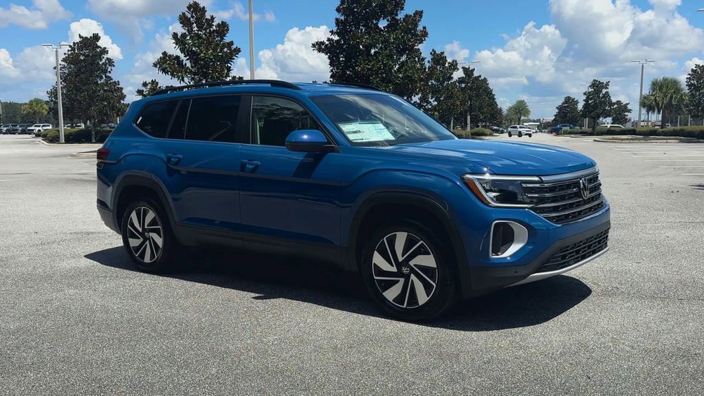 New 2026 Volkswagen Atlas SE image 2