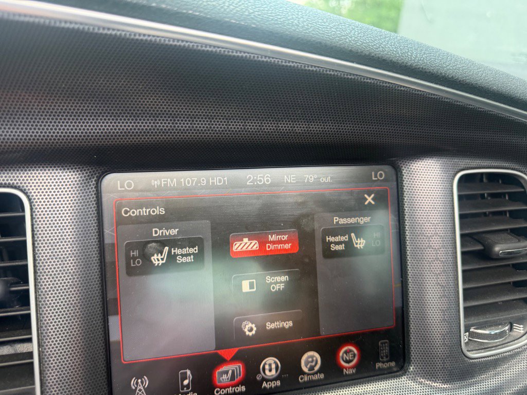 Used 2015 Dodge Charger SXT w/ Driver Confidence Group RWD image 16