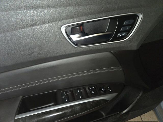 Used 2020 Acura TLX image 13