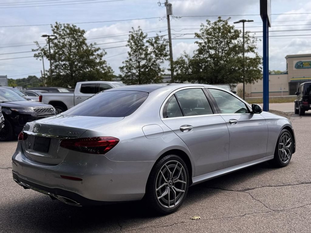 Used 2021 Mercedes-Benz E 350 4MATIC Sedan image 6