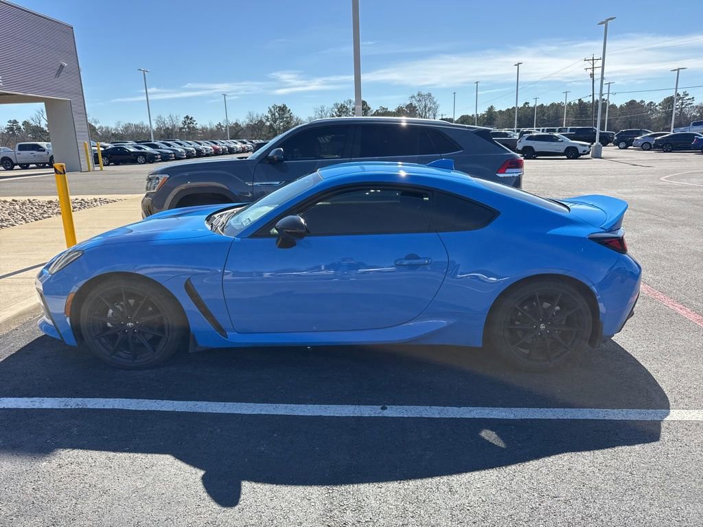 Used 2024 Toyota GR86 Premium image 10