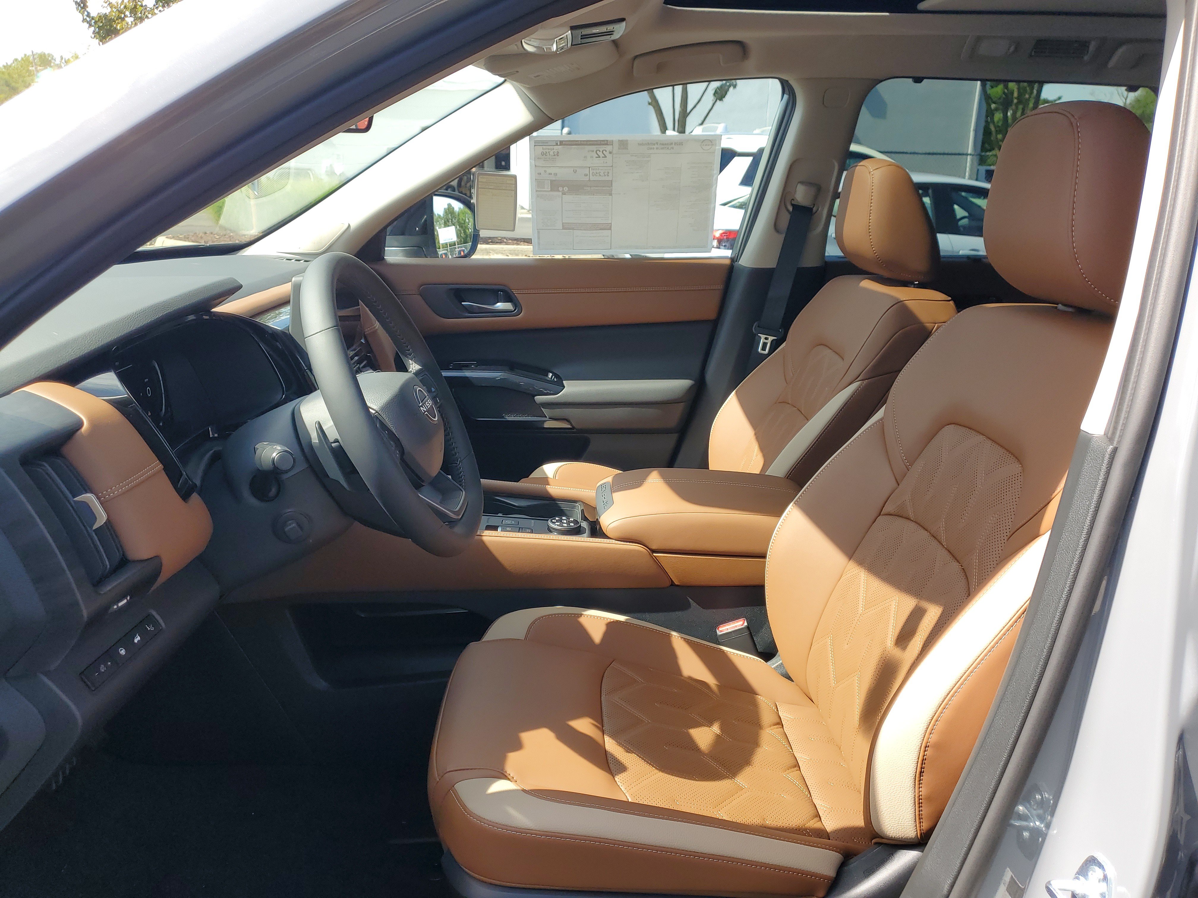 New 2026 Nissan Pathfinder Platinum AWD/4WD image 5