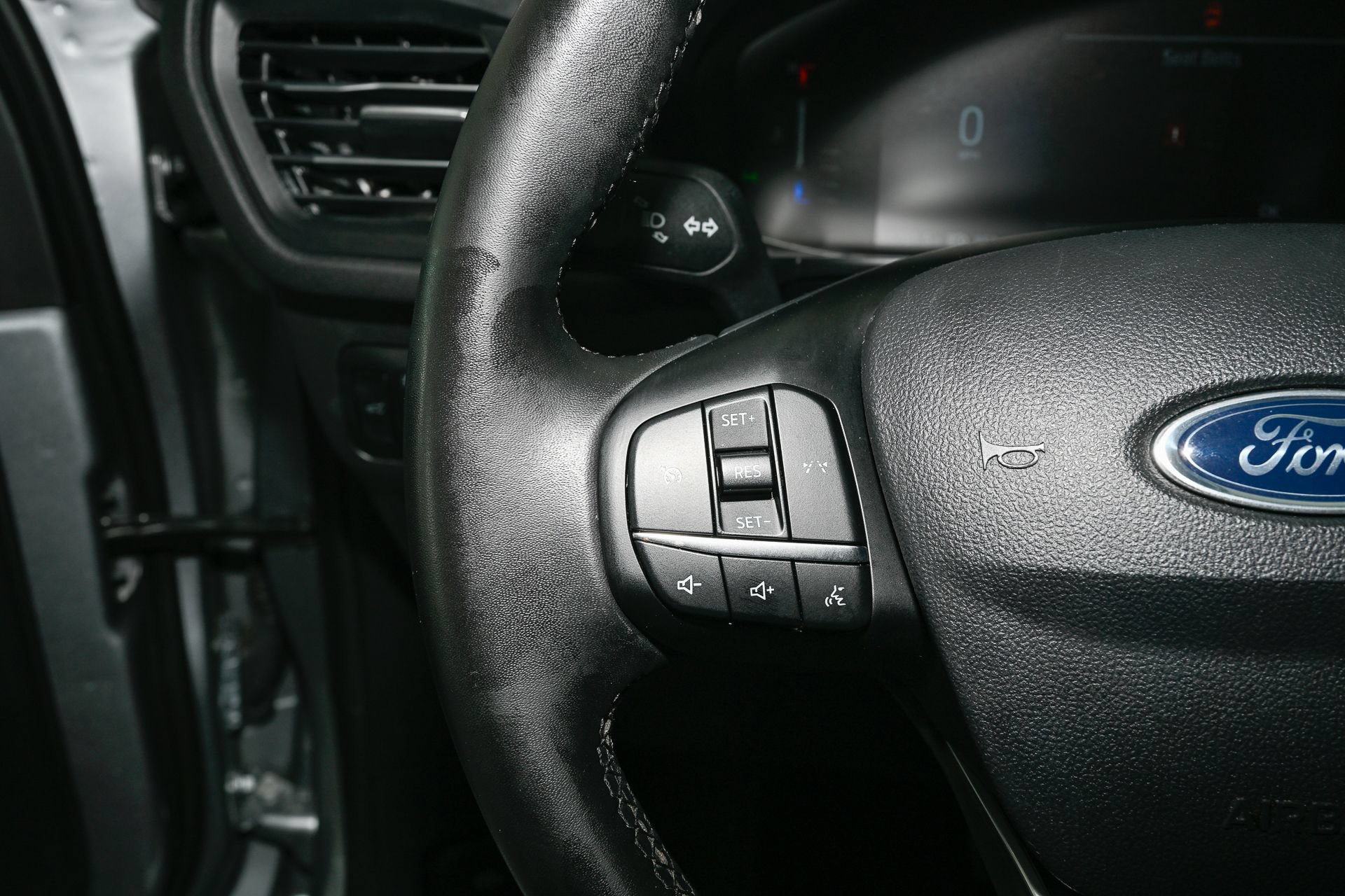 Used 2024 Ford Escape Active FWD image 29