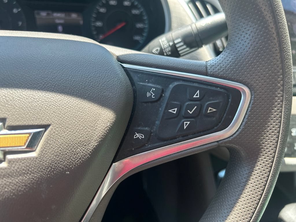 Used 2022 Chevrolet Malibu LT FWD image 23