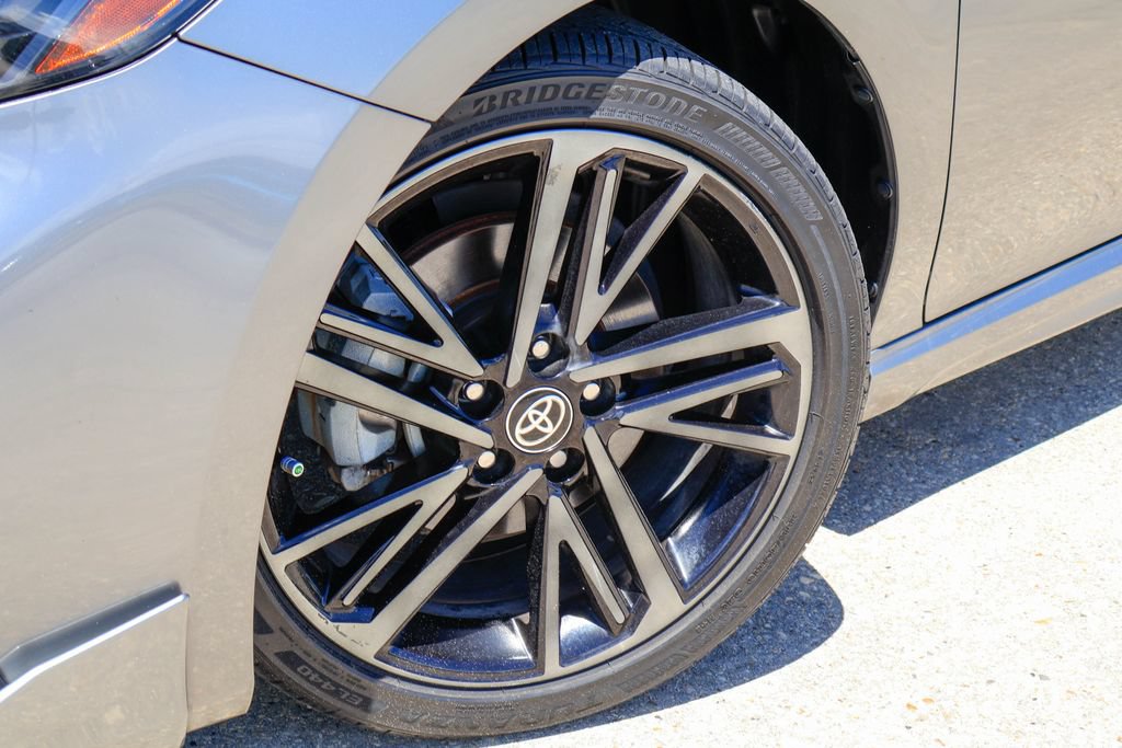 Used 2025 Toyota Camry XSE FWD image 29