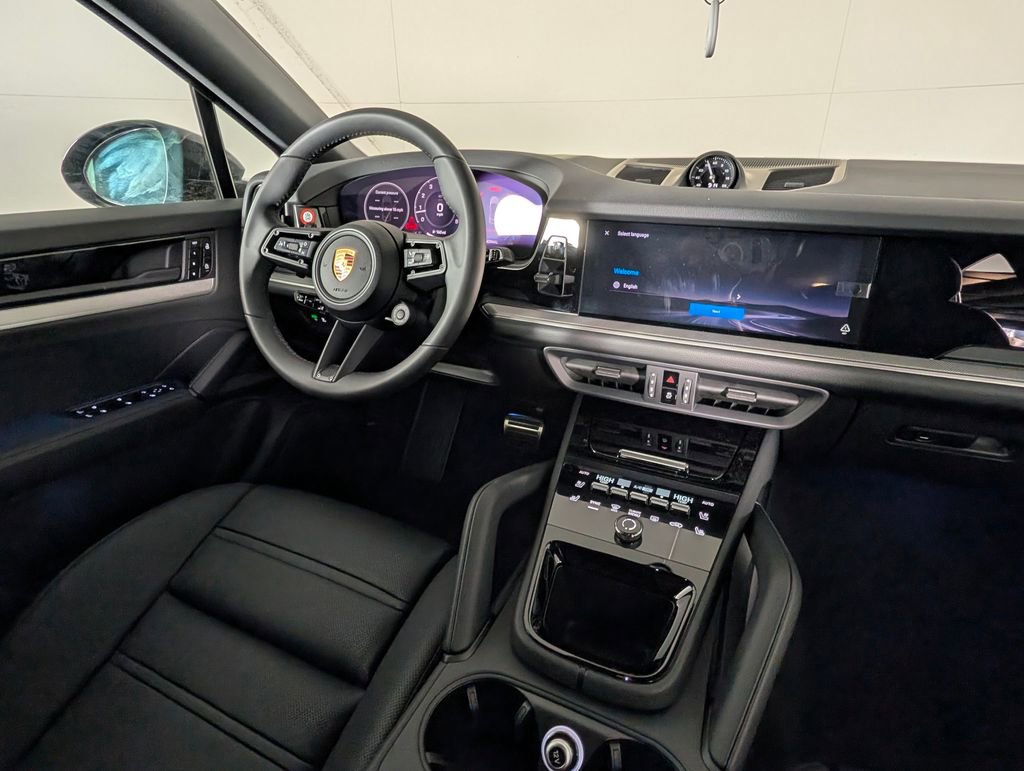 New 2026 Porsche Cayenne S image 22