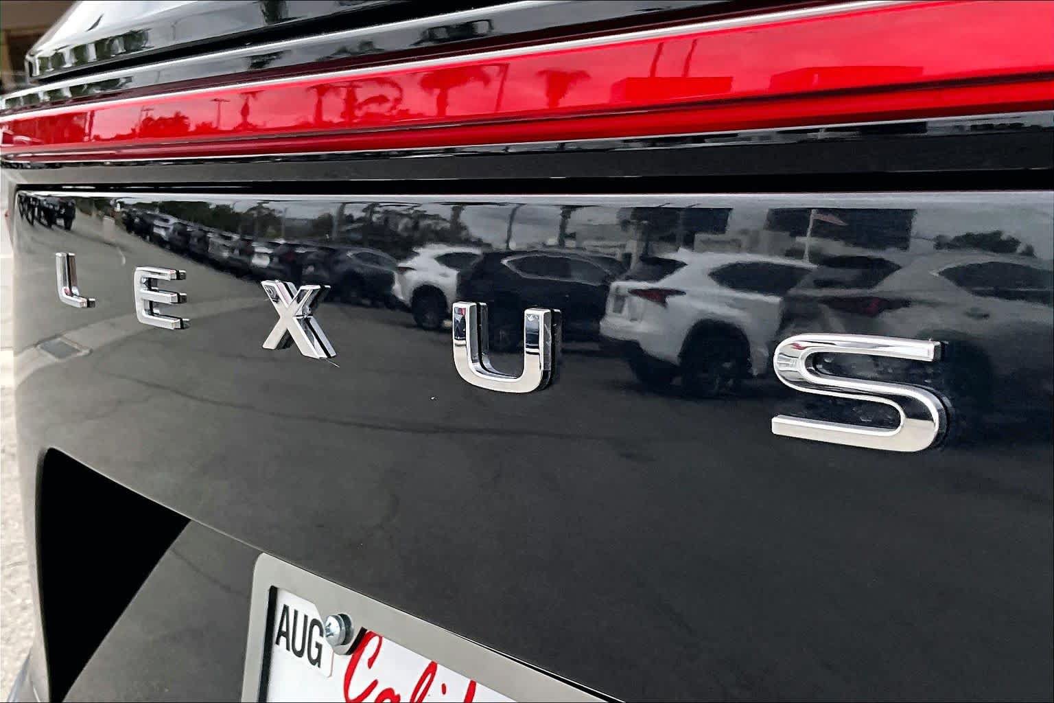 Certified 2025 Lexus NX 350 AWD w/ Accessory Package (2T) image 9