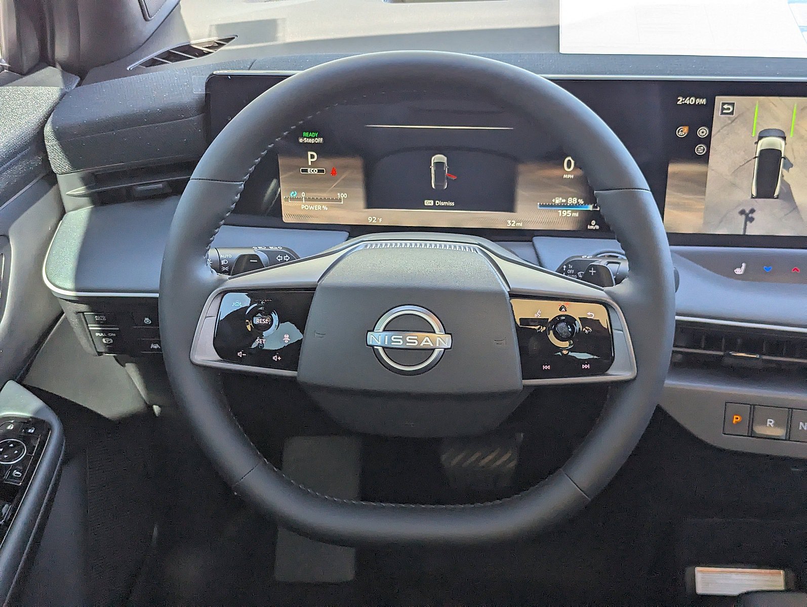 New 2026 Nissan Leaf Platinum+ w/ Cargo Package (Platinum+) FWD image 13