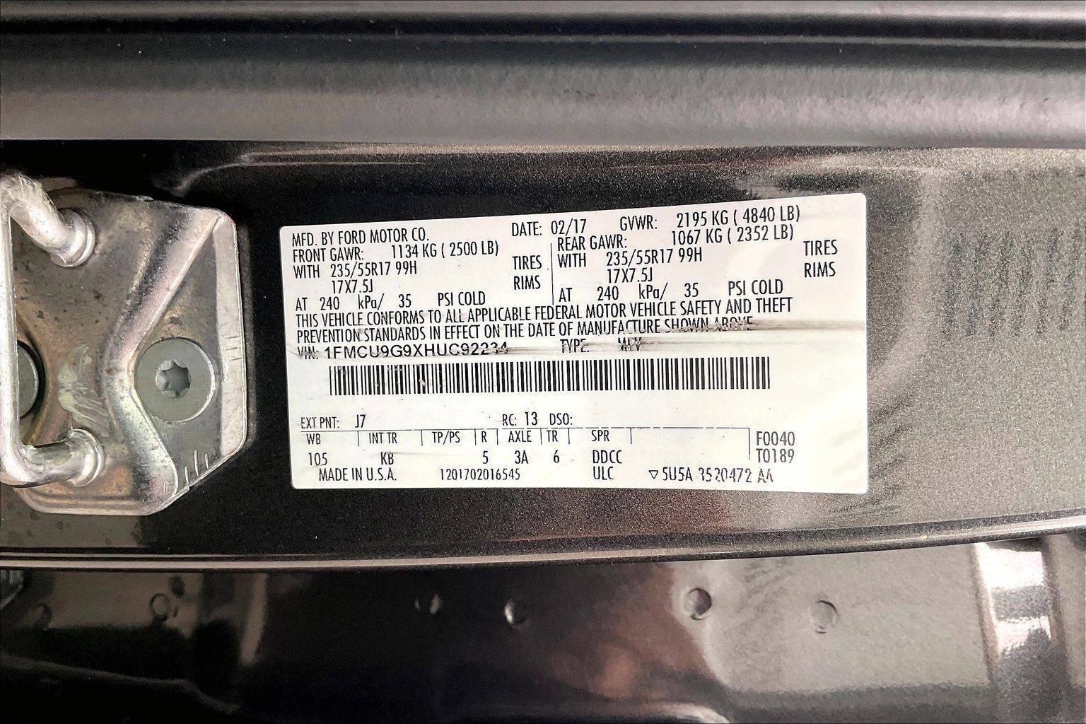 Used 2017 Ford Escape SE w/ Equipment Group 201A AWD/4WD image 30
