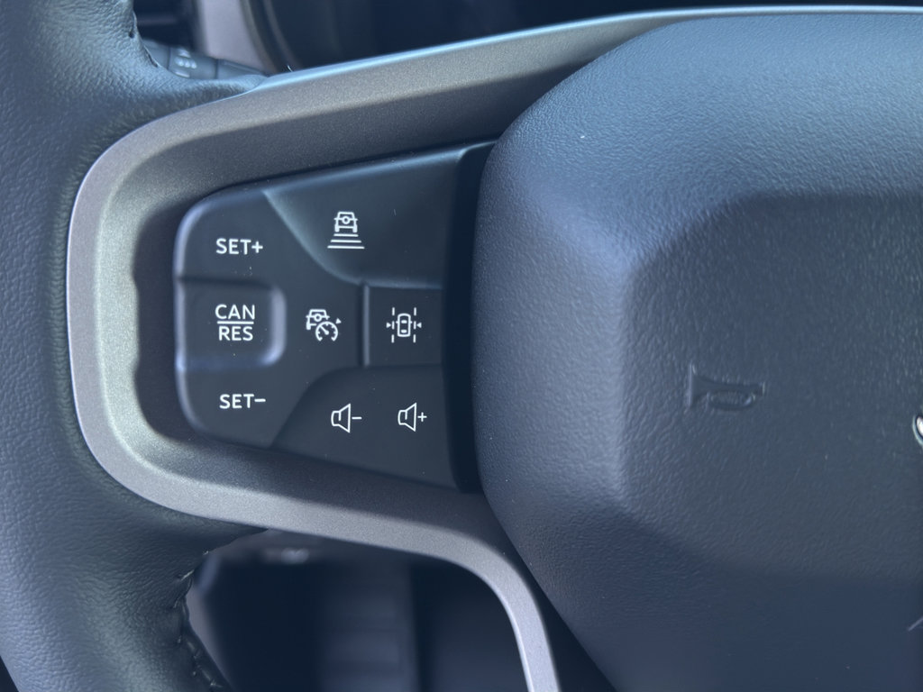 New 2025 Ford Bronco Badlands image 13