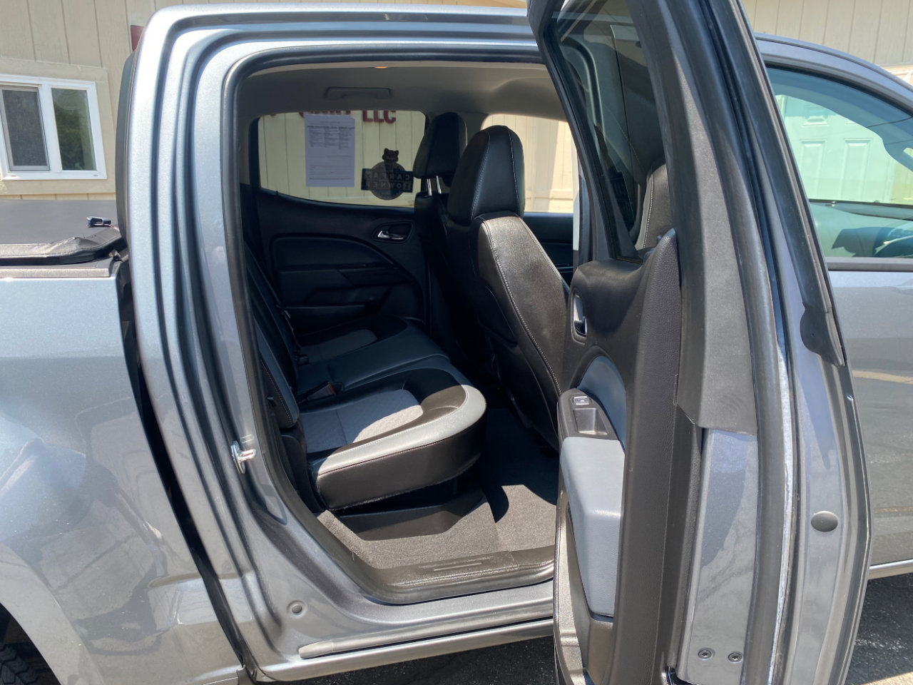 Used 2019 Chevrolet Colorado Z71 image 4