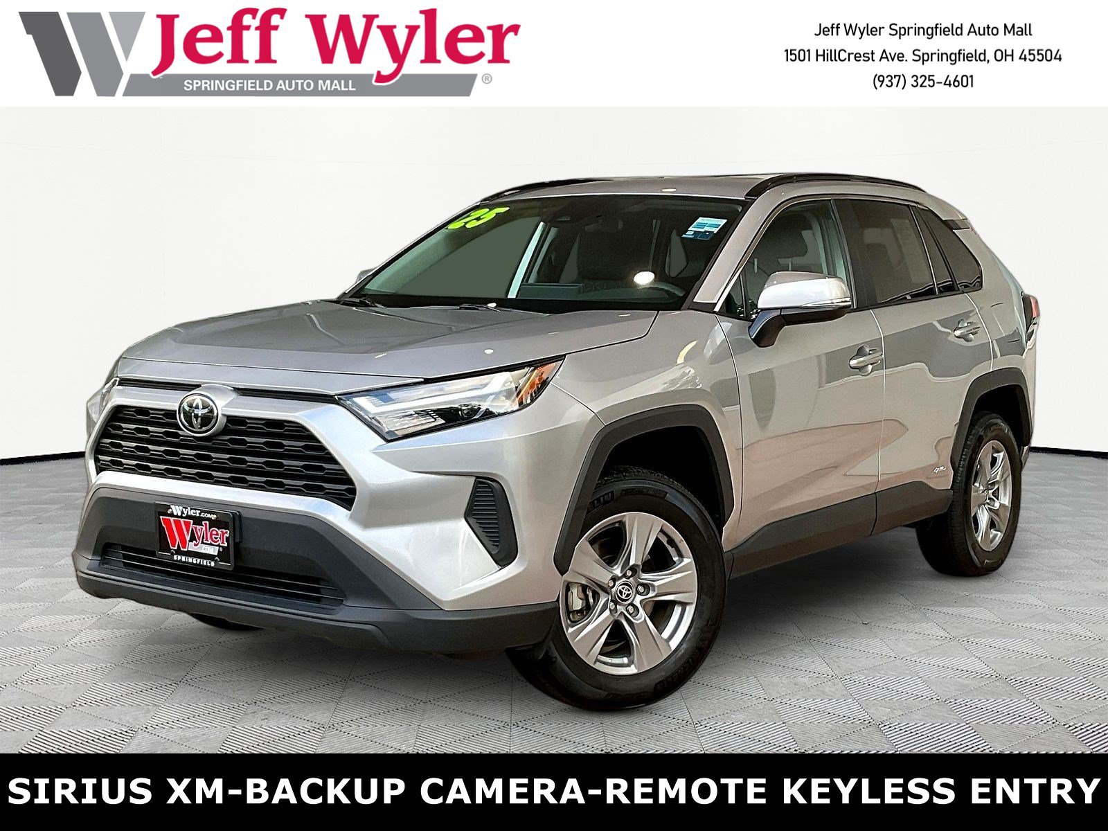 Used 2025 Toyota RAV4 XLE AWD/4WD video 1