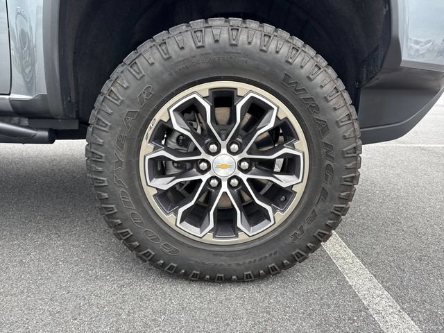 Used 2022 Chevrolet Colorado ZR2 AWD/4WD image 11