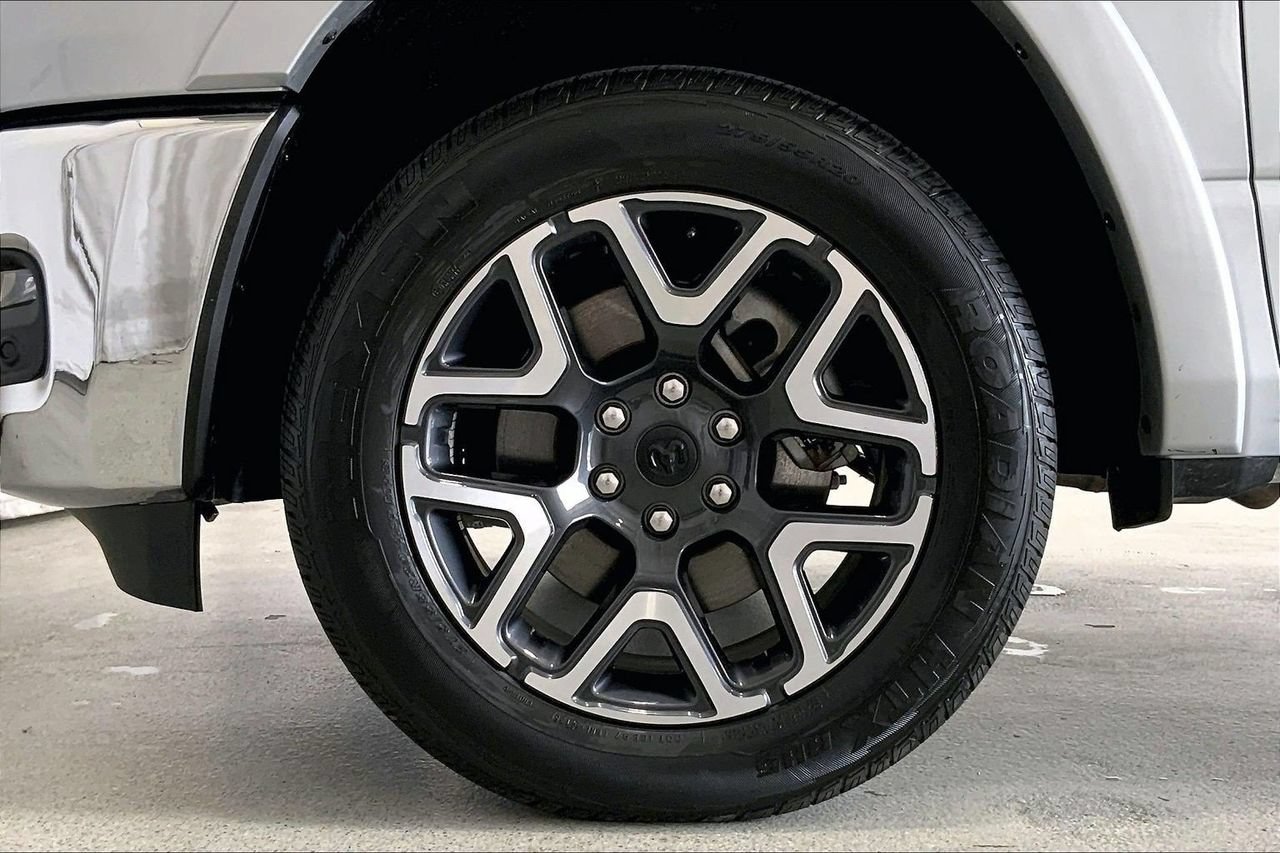 Used 2026 RAM 1500 Laramie AWD/4WD image 8