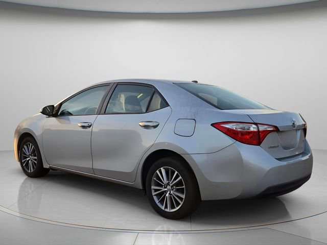 Used 2015 Toyota Corolla LE w/ Driver Convenience Package FWD image 4