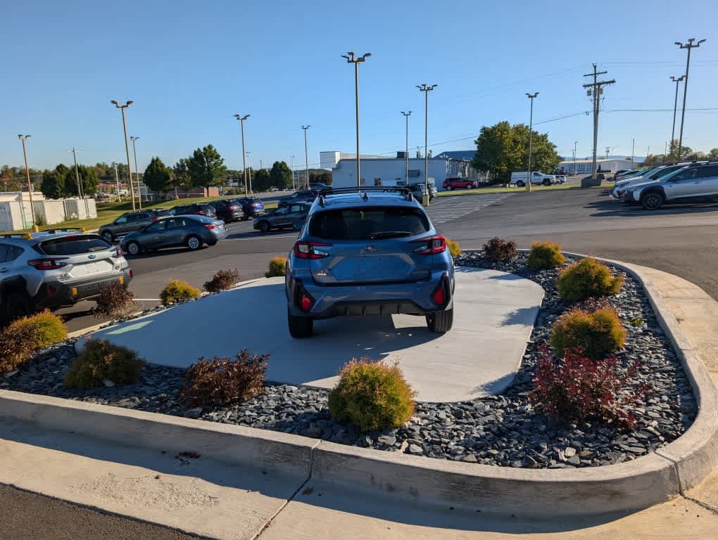 Used 2024 Subaru Crosstrek 2.0i Premium AWD/4WD image 15