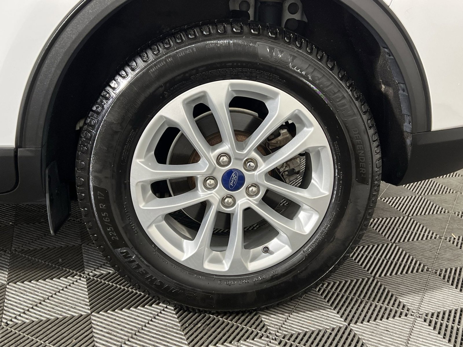 Used 2020 Ford Escape SE image 12