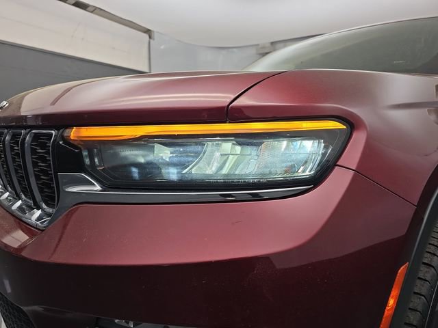 Used 2023 Jeep Grand Cherokee Limited w/ Trailer Tow Prep Group (B) image 14