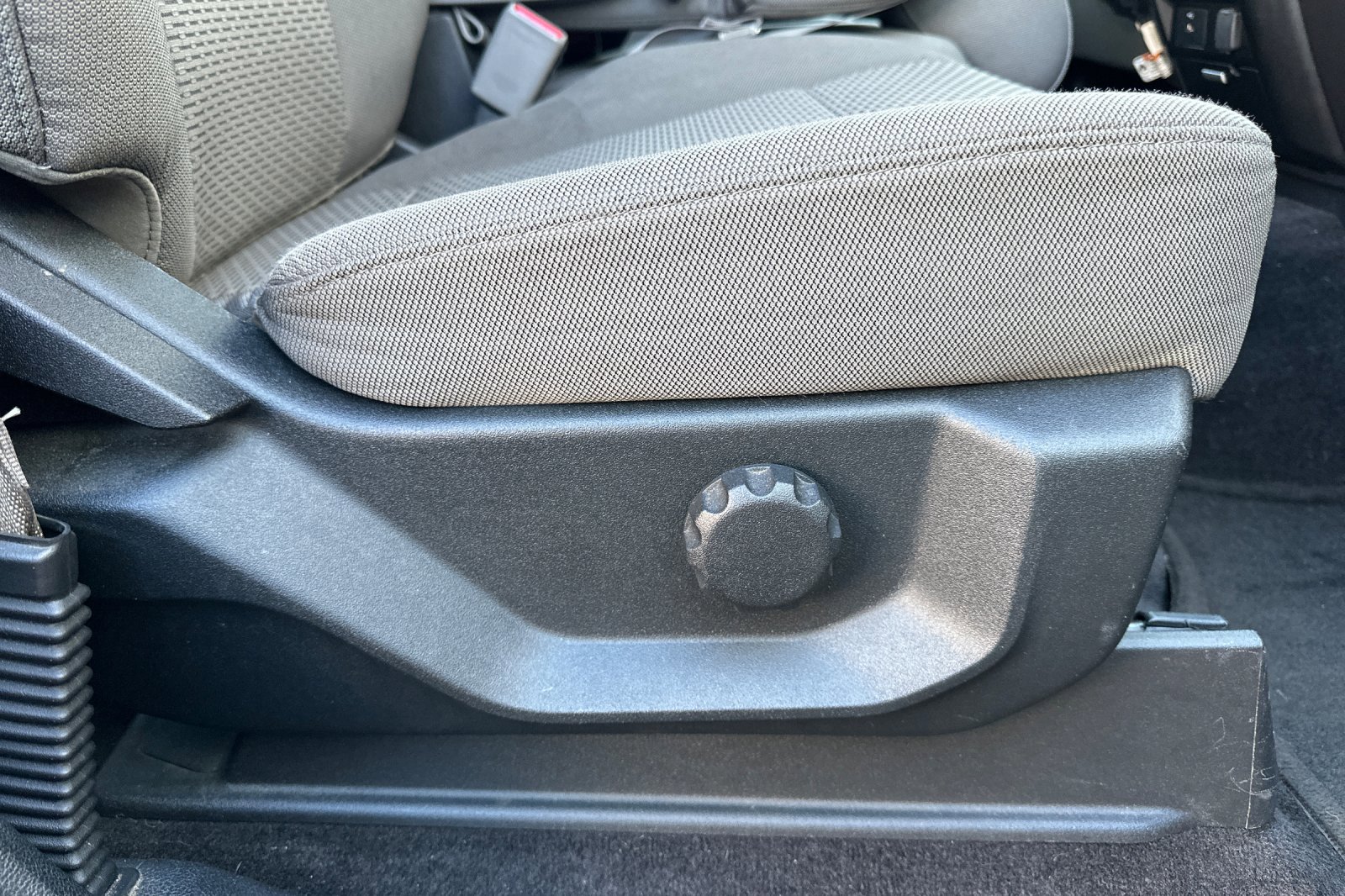 Used 2016 Ford F150 XLT image 22