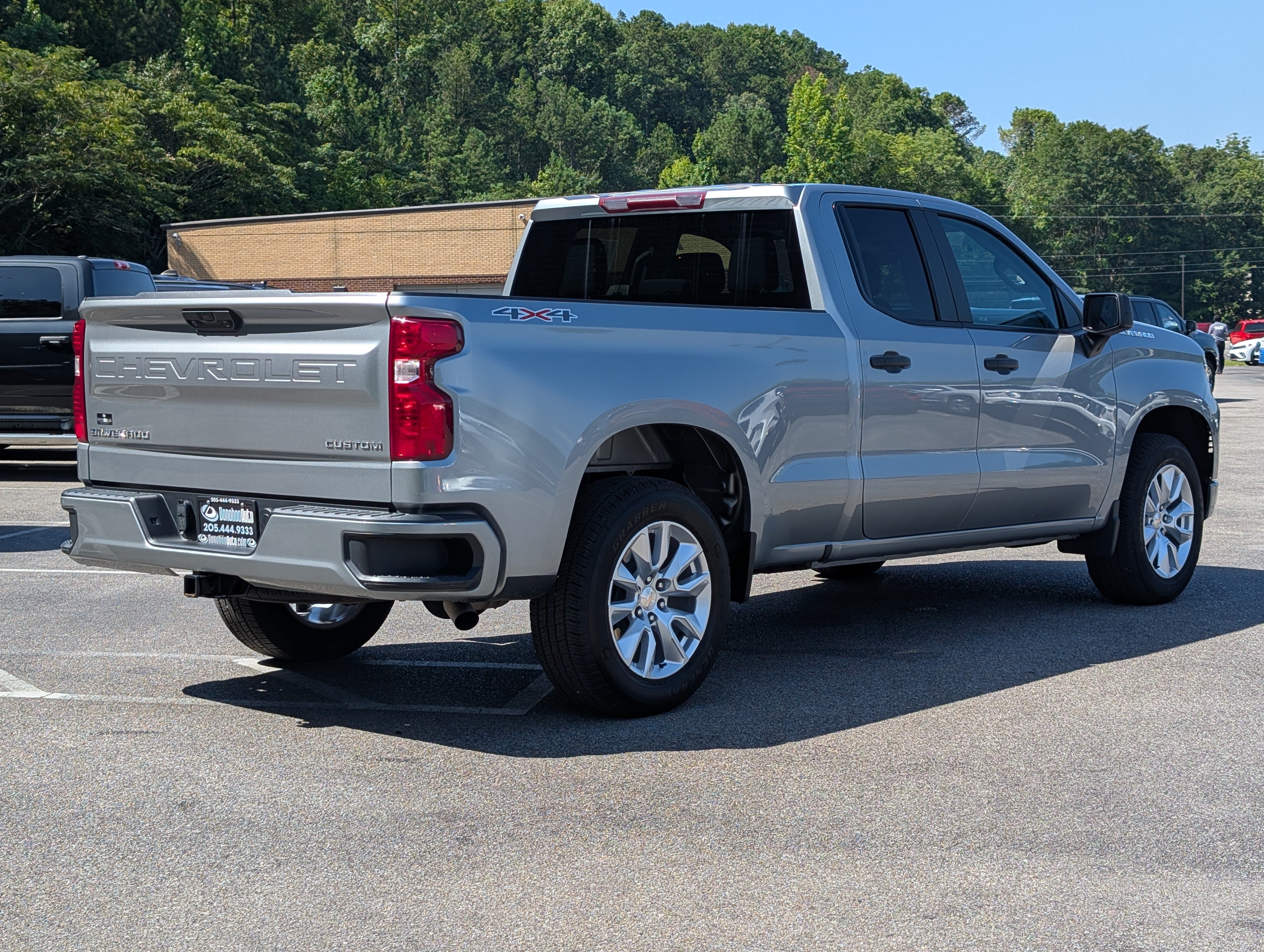 Used 2024 Chevrolet Silverado 1500 Custom AWD/4WD image 8